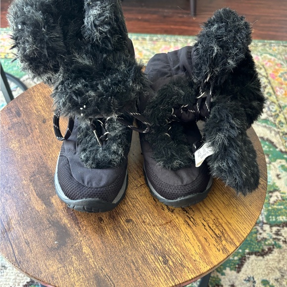 The North Face Black Fur-Trimmed Boots - Picture 1 of 5